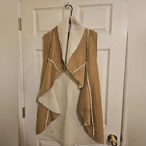 Peck & Peck Vest